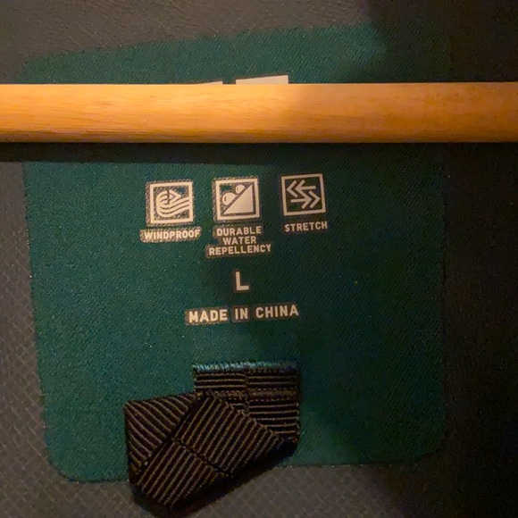 Uniqlo Jacket - Picture 2 of 3